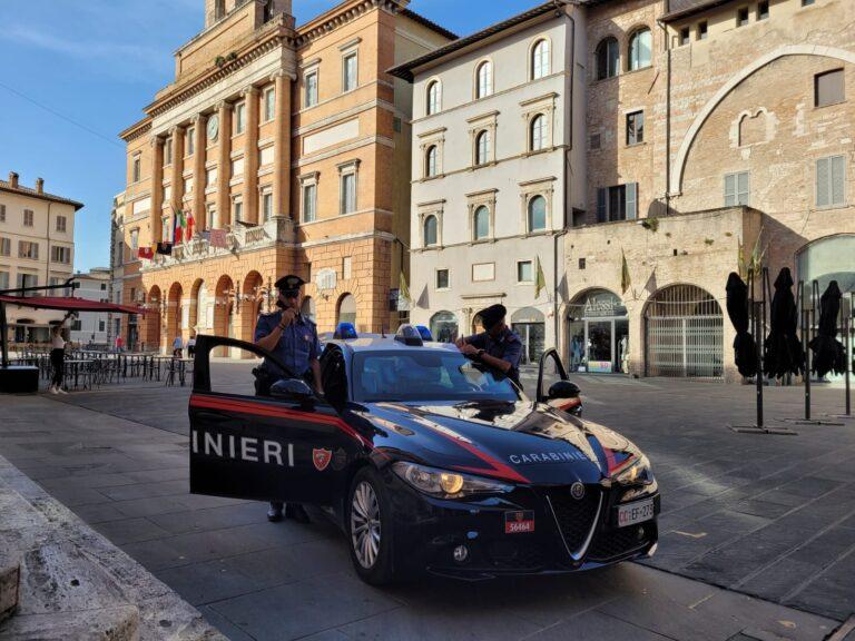 Montefalco: maltrattamenti nei confronti dei genitori, arrestato 25enne