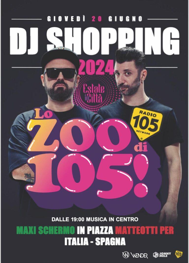 Calcio, musica e shopping sotto le stelle. Torna il dj shopping a Città di Castello alla vigilia del solstizio d’estate con la “goal night: prima Italia-Spagna sul maxi schermo e poi musica e divertimento con Jonny Mele e Wender direttamente dalla “Zoo di 105”