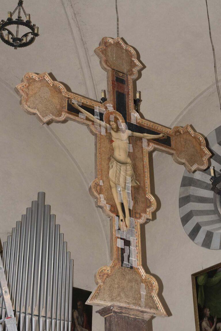 Al via il restauro del crocifisso ligneo del XIV secolo della Propositura di San Fedele in Poppi