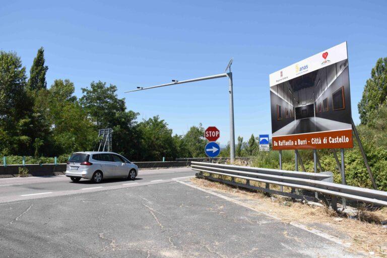 Da Raffaello a Burri: la nuova cartellonistica turistica lungo la E45 invita a scoprire Città di Castello e l’unicità del binomio Rinascimento-contemporaneità