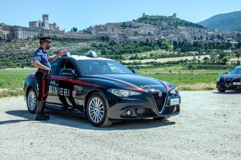 Assisi: esplode colpi in aria con una pistola scacciacani, denunciato 17enne
