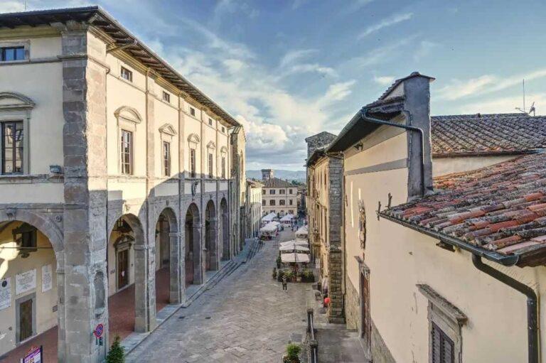 Un omaggio a don Giancarlo Rapaccini e le ultime novità sul settore del patrimonio e dei lavori pubblici nel corso delle comunicazioni del sindaco durante i lavori del recente consiglio comunale