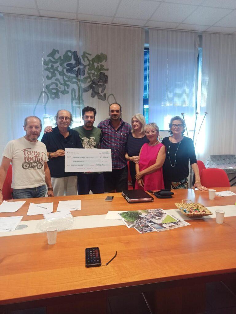 L’Associazione FERRO E Motus concretizza il primo step del progetto “Hold Fast” donando la somma di €. 1500 all’Associazione Alto Tevere contro il Cancro