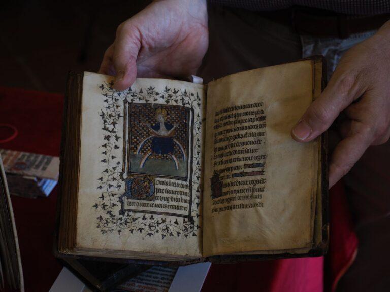Investire nell’arte e nella cultura – Il meglio “dell’antiquariato” del libro e della stampa antica fa tappa oggi e domani a Città di Castello