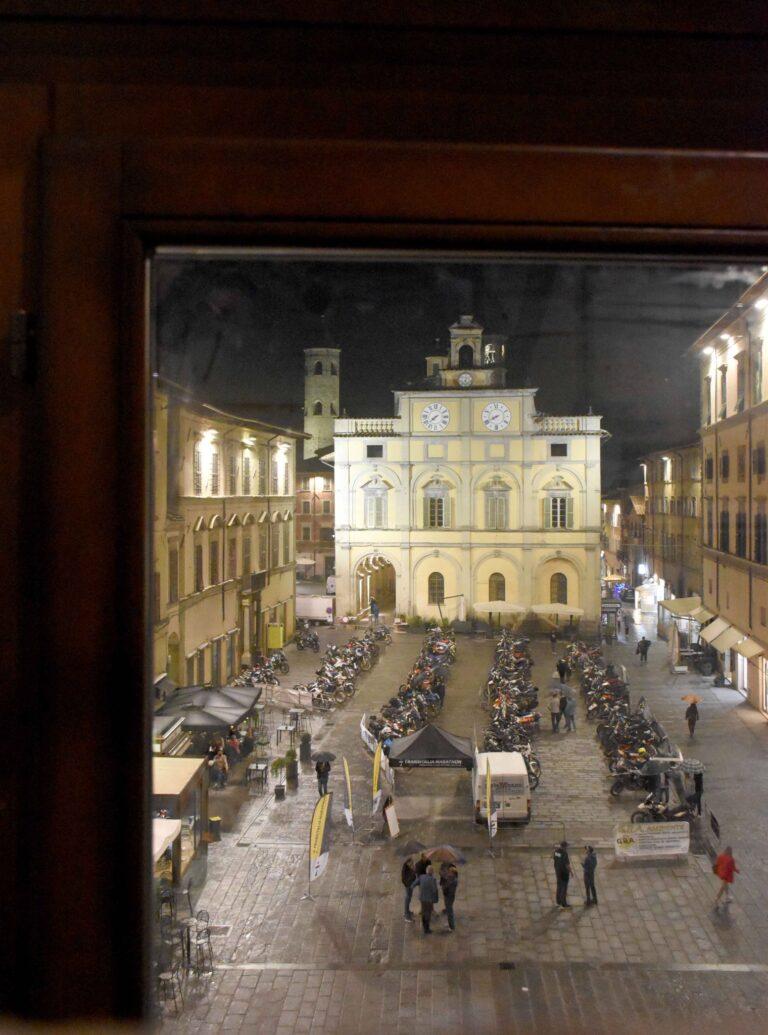 Città di Castello capitale mondiale del mototurismo per un giorno grazie alla tappa della Transitalia Marathon