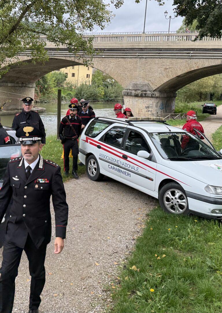 Città di Castello: esercitazione di protezione civile dei Carabinieri in caso di calamità naturale
