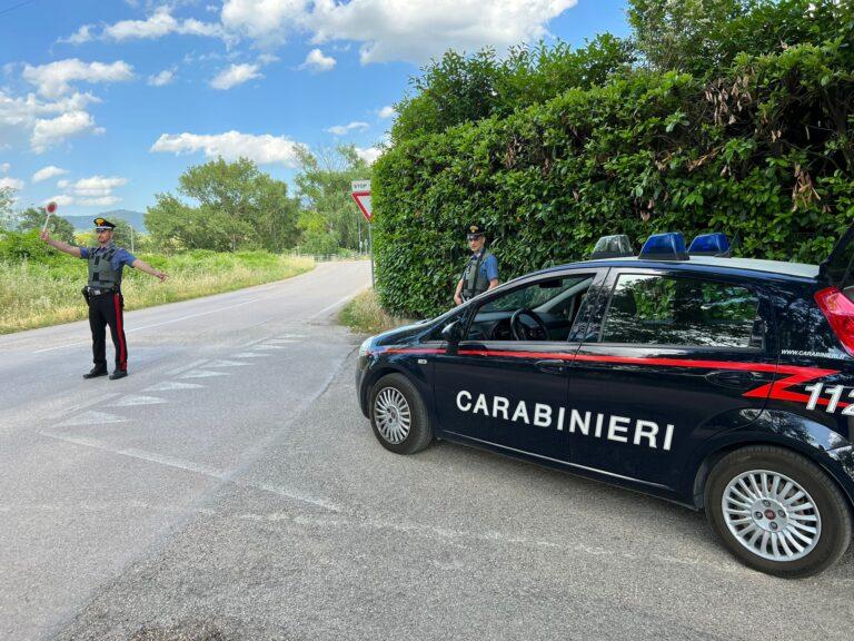 Bastia Umbra: tentano il furto in ferramenta e provano a scappare. Rintracciati e denunciati