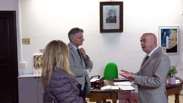 Inaugurata presso la Scuola comunale di musica di Città di Castello la mostra collettiva che rende omaggio a Giacomo Puccini nel centenario della sua scomparsa