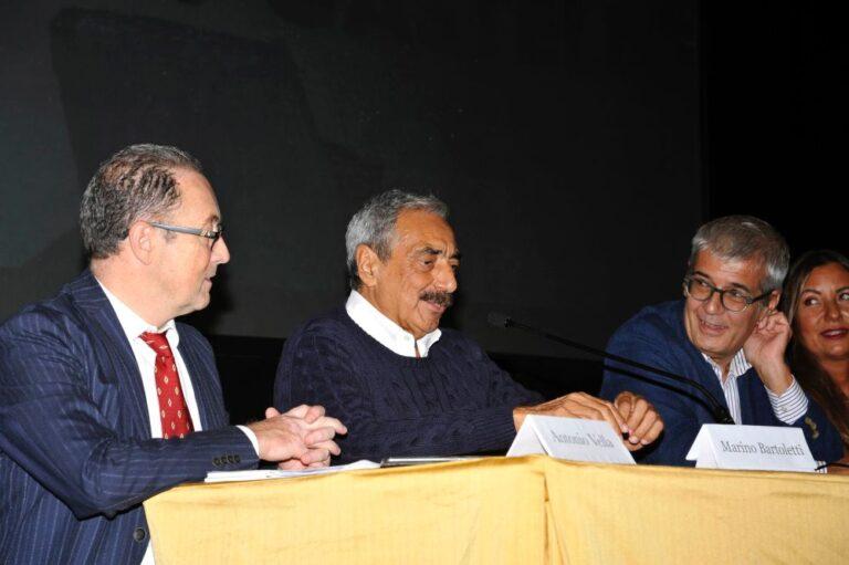 Oggi la cerimonia di premiazione della XVIII edizione 2024 del Premio Letterario “Città di Castello” oltre 35 finalisti provenienti da ogni regione d’Italia e anche dall’estero