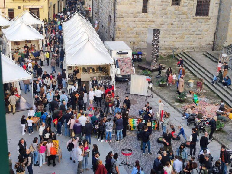 Giovedì 7 novembre il mercato settimanale torna in centro storico dopo tre fine settimana di grande pubblico per Tiferno Comics Fest&Games, Altrocioccolato e il Salone Nazionale del Tartufo Bianco Pregiato