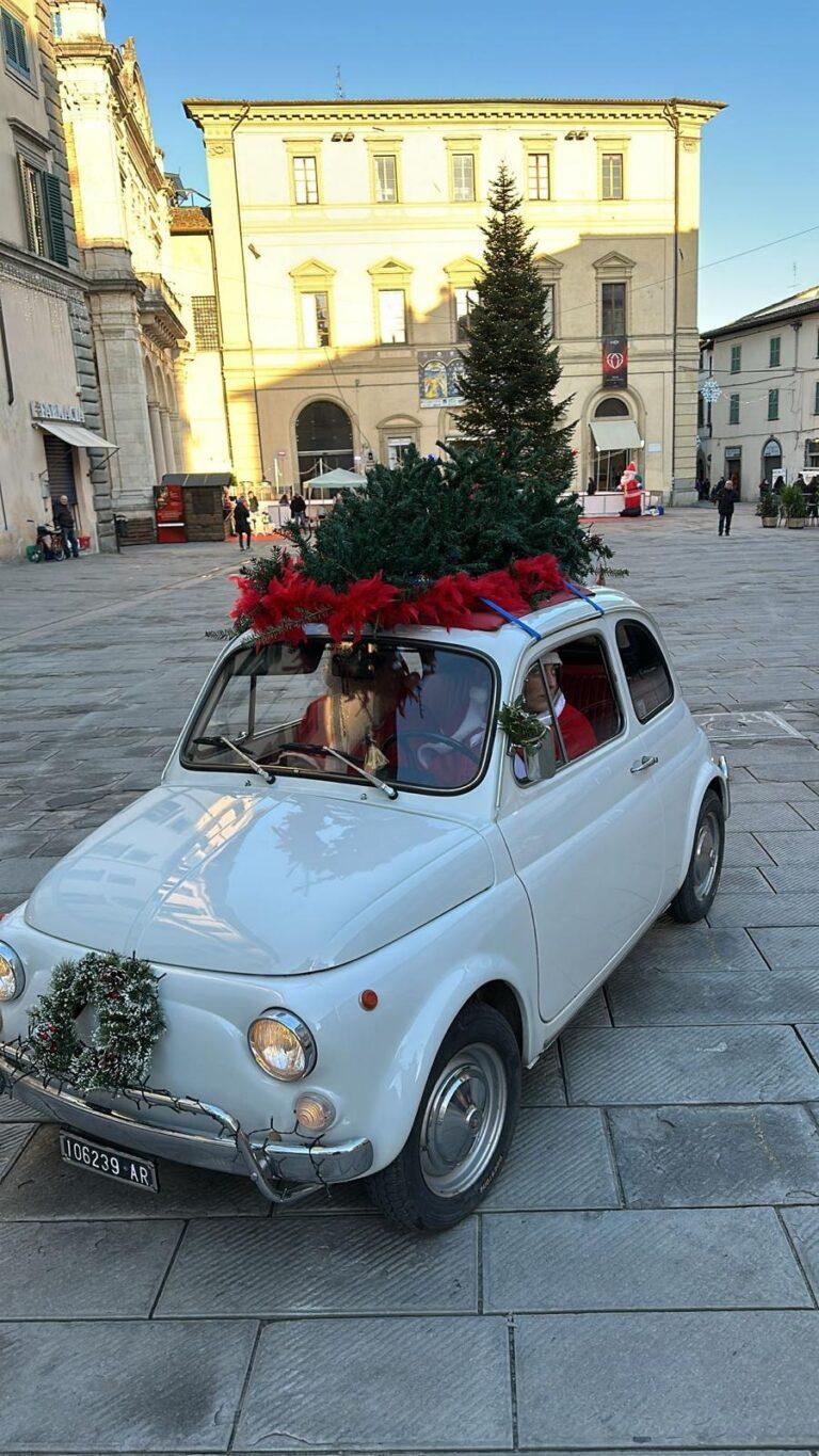 Due e quattro ruote sotto l’albero. Un successo l’iniziativa promossa del vespa club Città di Castello