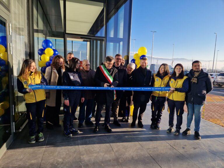 Ha aperto i battenti il punto vendita “Eurospin”: prosegue l’opera di rivitalizzazione dell’area ex “Cose di Lana” a Sansepolcro
