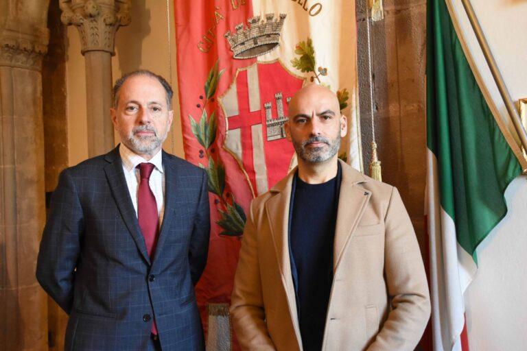 Il sindaco, Luca Secondi ha ricevuto a palazzo comunale il nuovo Questore di Perugia, Dario Sallustio