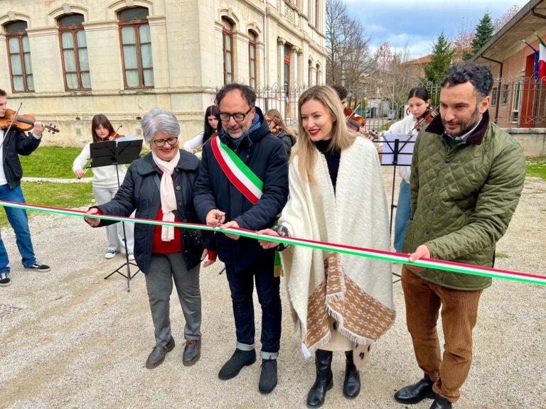 Inaugurata la Quinta Edizione di “Presepe d’Autore” in via Garibaldi