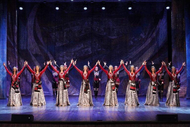 Al Teatro Lyrick di Assisi arriva lo spettacolo che ha acceso i cuori degli spettatori di tutto il mondo