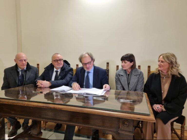 Infortuni sul lavoro e malattie professionali, sottoscritti due protocolli di intesa tra Procura della Repubblica di Spoleto e Aziende Sanitarie territoriali Usl Umbria 1 e Usl Umbria 2