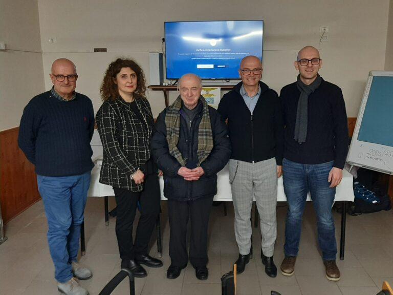 L’uso della tecnologia tra utilità e rischi: riflessioni dall’incontro organizzato dal Circolo ACLI di Piosina