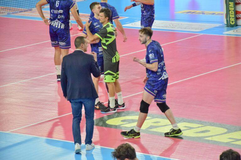 ErmGroup Altotevere di scena sul campo della Monge Gerbaudo Savigliano per dare seguito alla serie positiva. “È fondamentale per noi continuare a muovere la classifica”, dice lo schiacciatore Nico Cipriani 
