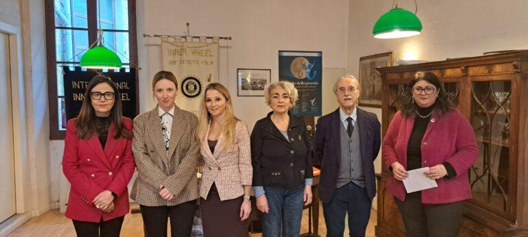Domenica 2 marzo al Circolo degli Illuminati a Città di Castello, si è aperta la settimana di eventi per celebrare la ricorrenza dell’8 marzo con la conferenza, organizzata dagli Inner Wheel clubs di Città di Castello e Sansepolcro, dal titolo «Giulia Trigona: primo femminicidio?»