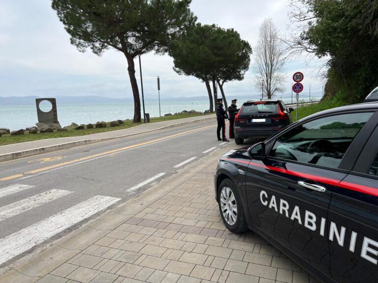 Castiglione del Lago: sfila anello in oro con la tecnica dell’abbraccio, denunciata dai Carabinieri