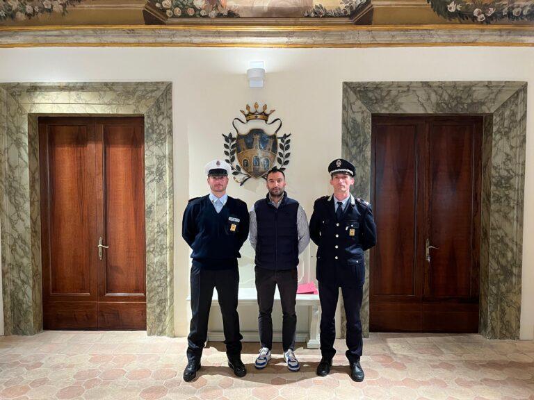 Un nuovo agente entra in servizio nella Polizia Locale di Umbertide