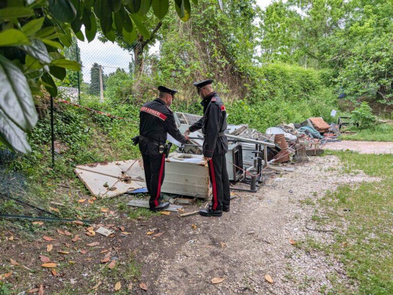 Nocera Umbra: Carabinieri scoprono discarica abusiva e denunciano imprenditore locale