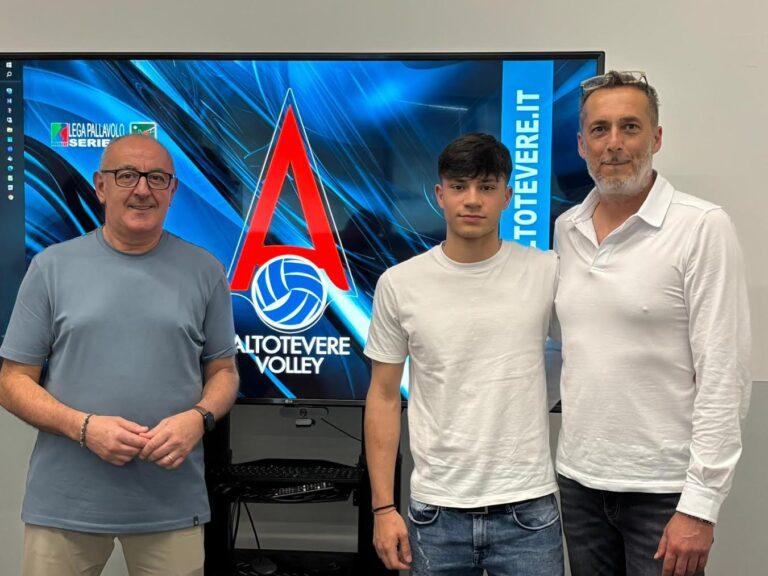 Un talento della Sir Perugia approda alla ErmGroup Altotevere. Vitale Tesone, palleggiatore classe 2007, dalla prossima stagione vestirà la maglia biancazzurra