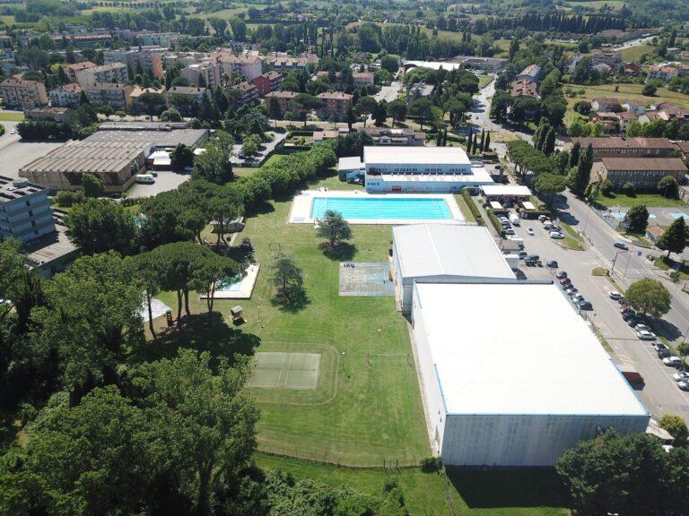 Piscina comunale di Città di Castello aperta tutta l’estate