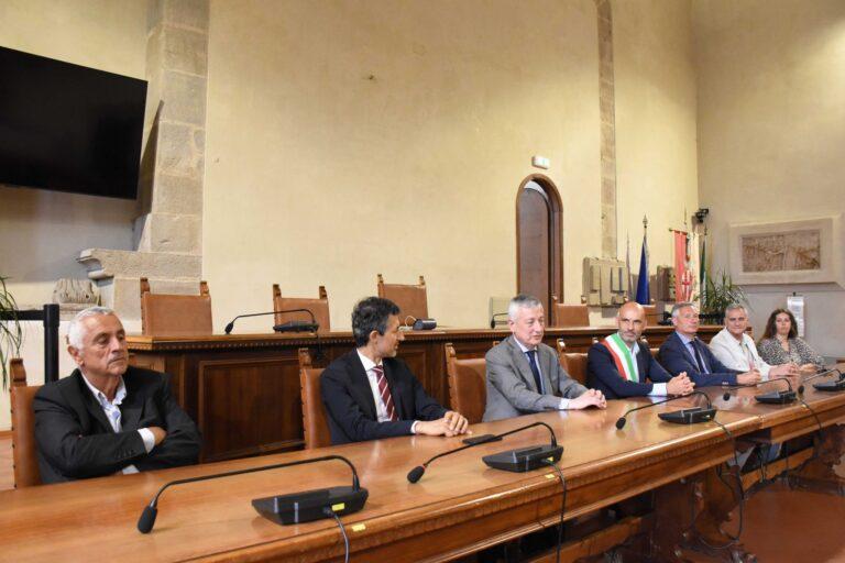 Il Prefetto di Perugia, Francesco Zito a Città di Castello: primo incontro istituzionale in comune con sindaco e giunta