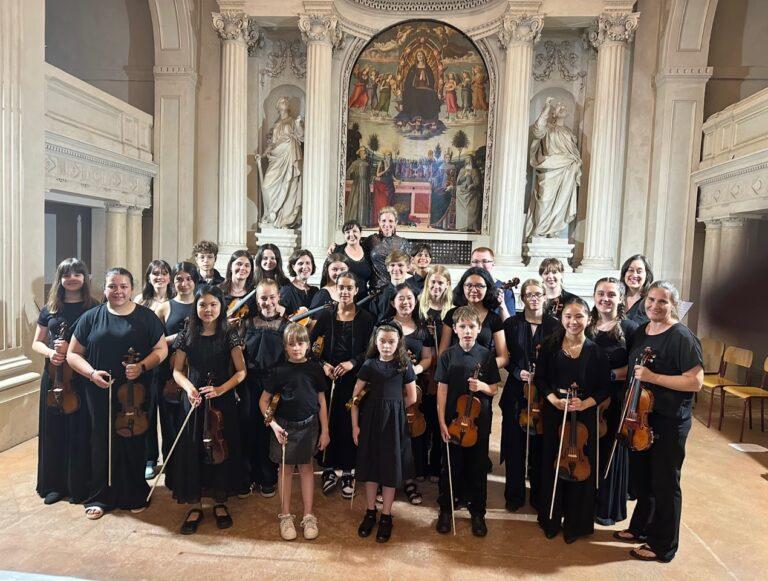 Musica al Centro – Diana LeGrand e Stephanie Sims Flack, violini / Massimiliano Soriente, pianoforte. Sabato 28 giugno ore 21 Auditorium di Santa Chiara