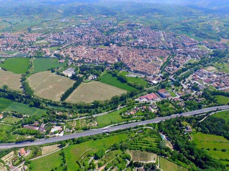 Mitigare l’impatto acustico della E45 nelle zone di Pesci D’oro, Boschetto, Montesca, Casalsole e Popolo