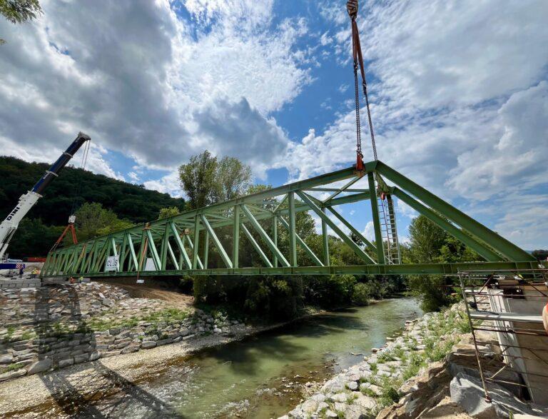 Concluso il varo del ponte ciclopedonale sul Tevere a Umbertide: un passo avanti per la sostenibilità