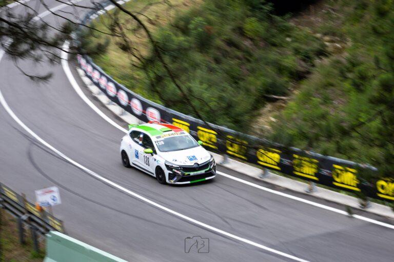 Super Salita: Francesco Bisceglia con la Renault Clio 5 vince la classe Turbo Cup 1 della Racing Start Cup al Trofeo Luigi Fagioli di Gubbio