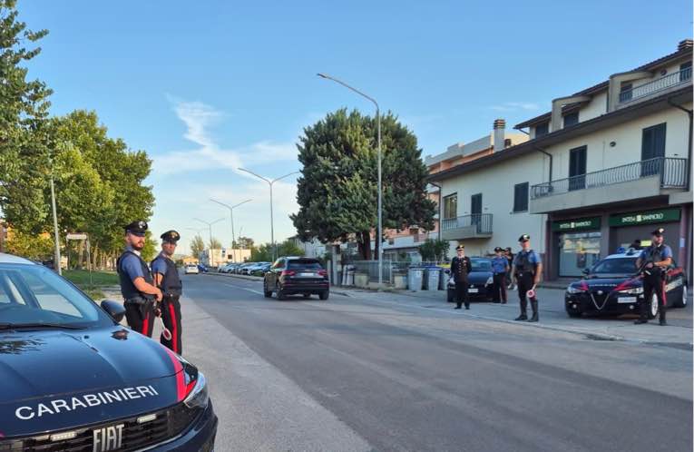 Contrasto allo spaccio e il consumo di sostanze stupefacenti. Denunciato 47enne per detenzione e spaccio