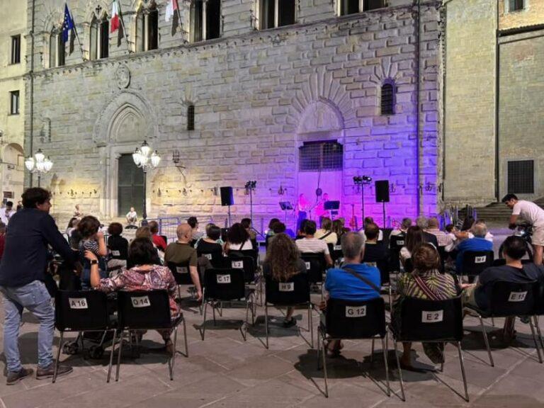 Estate in Città, giovedì 4 settembre ore 21:30 appuntamento con Sogni di Note e bolle a cura di Novamusica.