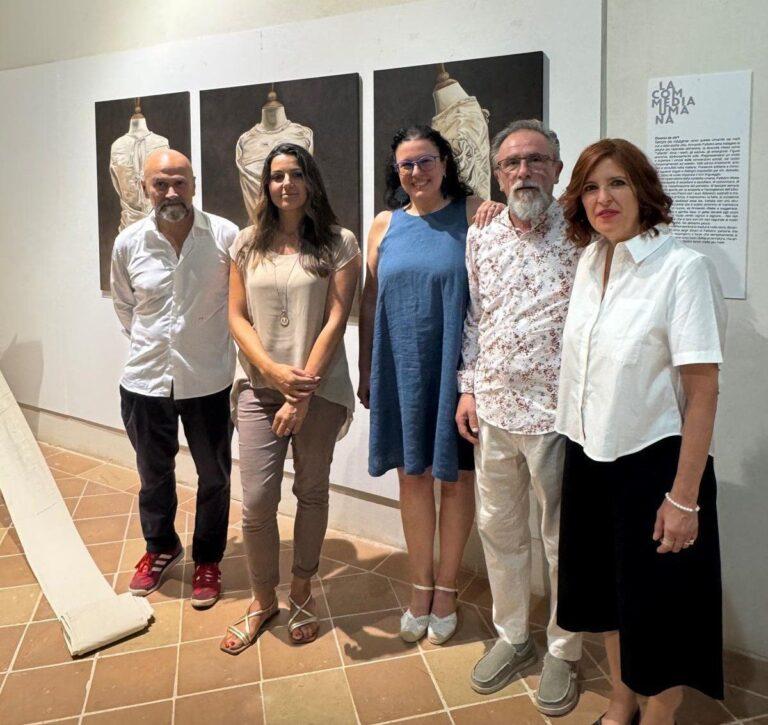 Grande successo per “La Commedia umana” di Armando Fettolini e Lorenzo Pacini: oltre 1500 visitatori, molti stranieri, in soli 23 giorni