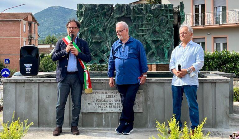 Cinquantenario del Monumento alla Resistenza, ad Umbertide restaurata la fontana di Piazza Carlo Marx simbolo della memoria collettiva