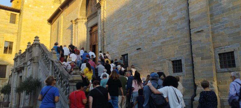 Scoprire la storia di Città di Castello: grande successo per il tour cittadino tra tradizione e cultura