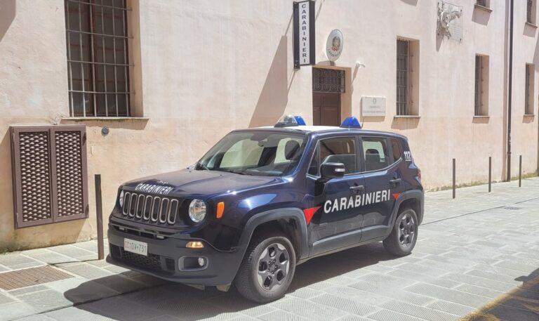 Perugia: 41enne ai domiciliari per reati inerenti agli stupefacenti sorpreso ad un controllo dei Carabinieri con la droga in casa, arrestato