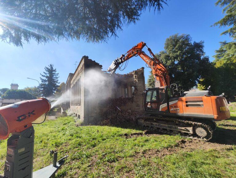 Via alla demolizione dell’ex scuola Garibaldi