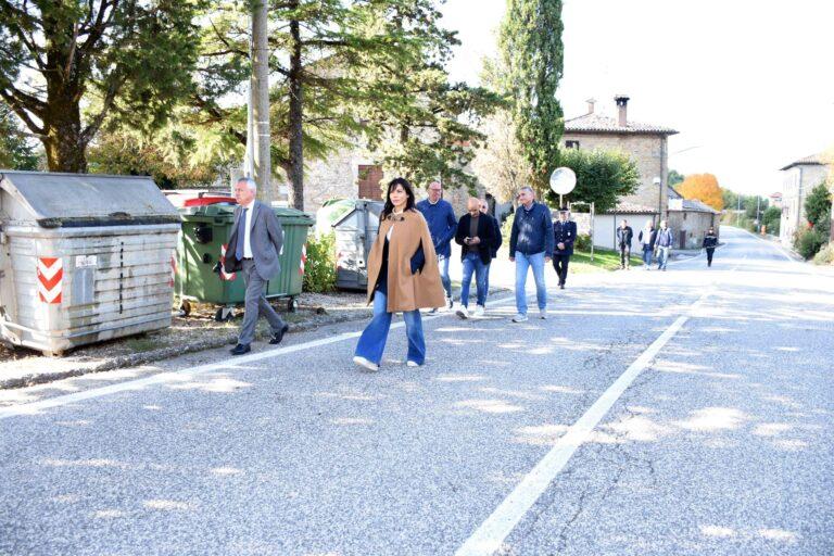 SR 257 “Apecchiese”: sopralluogo questa mattina presso la frazione di Fraccano alla presenza del prefetto di Perugia, Francesco Zito