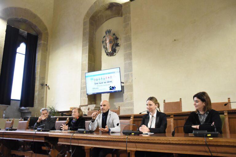 Città di Castello e l’Altotevere modello regionale e nazionale per la promozione e la tutela dei diritti dell’infanzia e dell’adolescenza: presentato il programma della manifestazione “Una luce sui diritti”