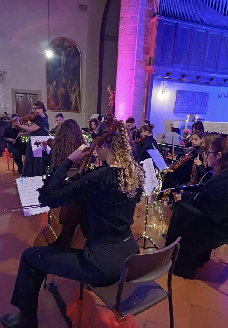 Un successo il Concerto di Natale al Duomo di “Orchestra Giovani Armonie Sansepolcro”: musica e solidarietà per ValtiberinAutismo
