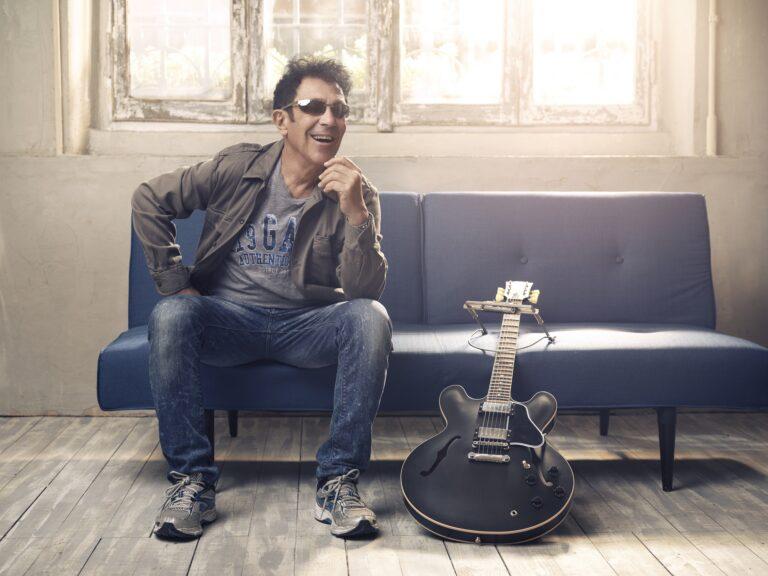 Appuntamento al Teatro Lyrick di Assisi con la stagione Inverni di RiverockSul palco arriva la tappa umbra del “Sono solo canzonette 2025” di Edoardo Bennato