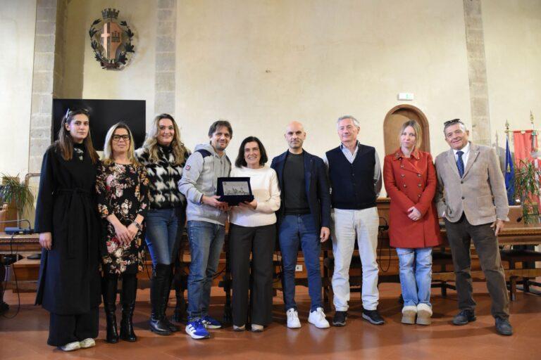 Ottant’anni di storia, passione e creatività: l’Emporio 45 celebra un traguardo che appartiene a tutta la città