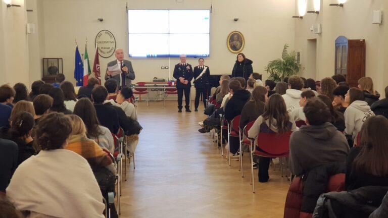 Perugia: continuano gli incontri sulla legalità promossi dai Carabinieri della Compagnia di Perugia