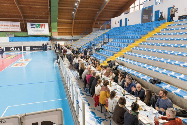 Volley Altotevere fa festa in vista del Natale e si gode il “magic moment”