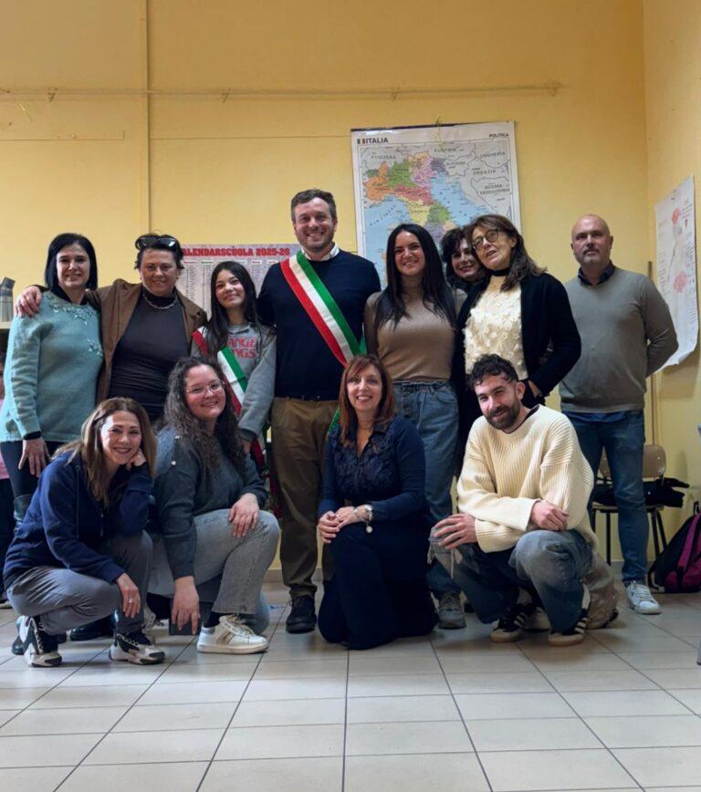 I bambini di Fighille imparano la democrazia: eletti il Sindaco degli alunni 2026