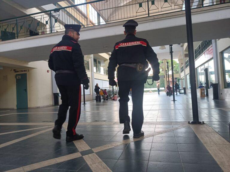 Castel del Piano: Carabinieri arrestano 15enne per rapina impropria e denunciano un 16enne per percosse e favoreggiamento