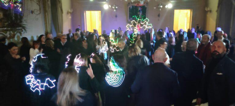 Al Circolo Tifernate Accademia degli Illuminati. “Happyfhania” un veglione stile anni 80